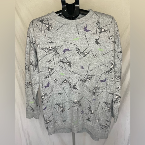 Nightmare Before Christmas sweater size large - Picture 1 of 2